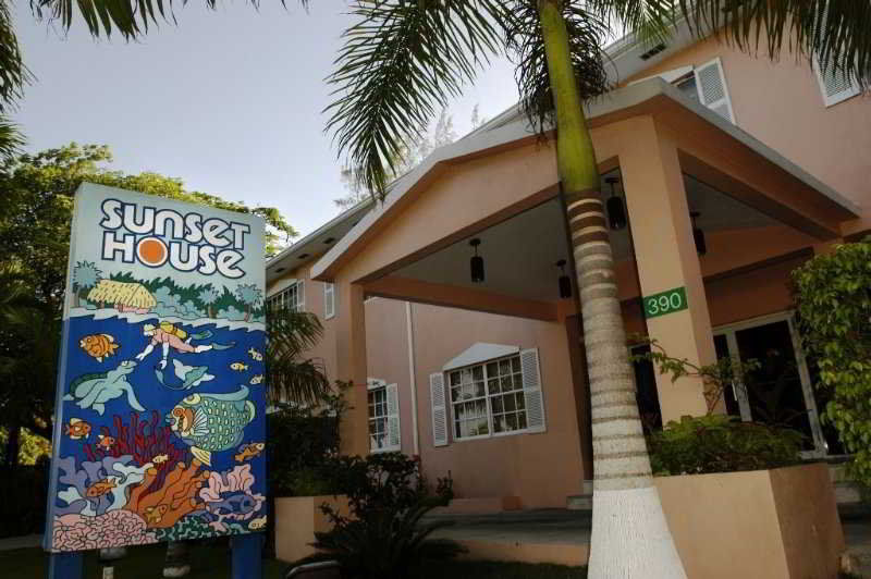 ホテル Sunset House ジョージ・タウン エクステリア 写真